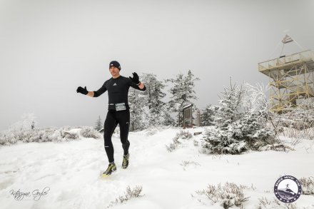 Zawodnicy na trasie Beskid Winter Trial